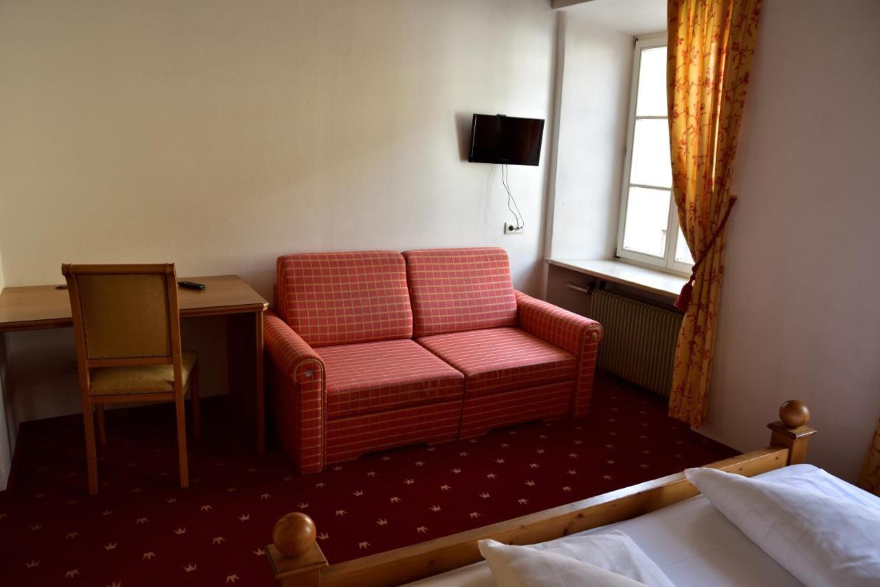 Hotel Krone Brunico Zewnętrze zdjęcie