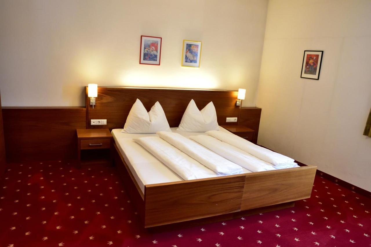 Hotel Krone Brunico Zewnętrze zdjęcie