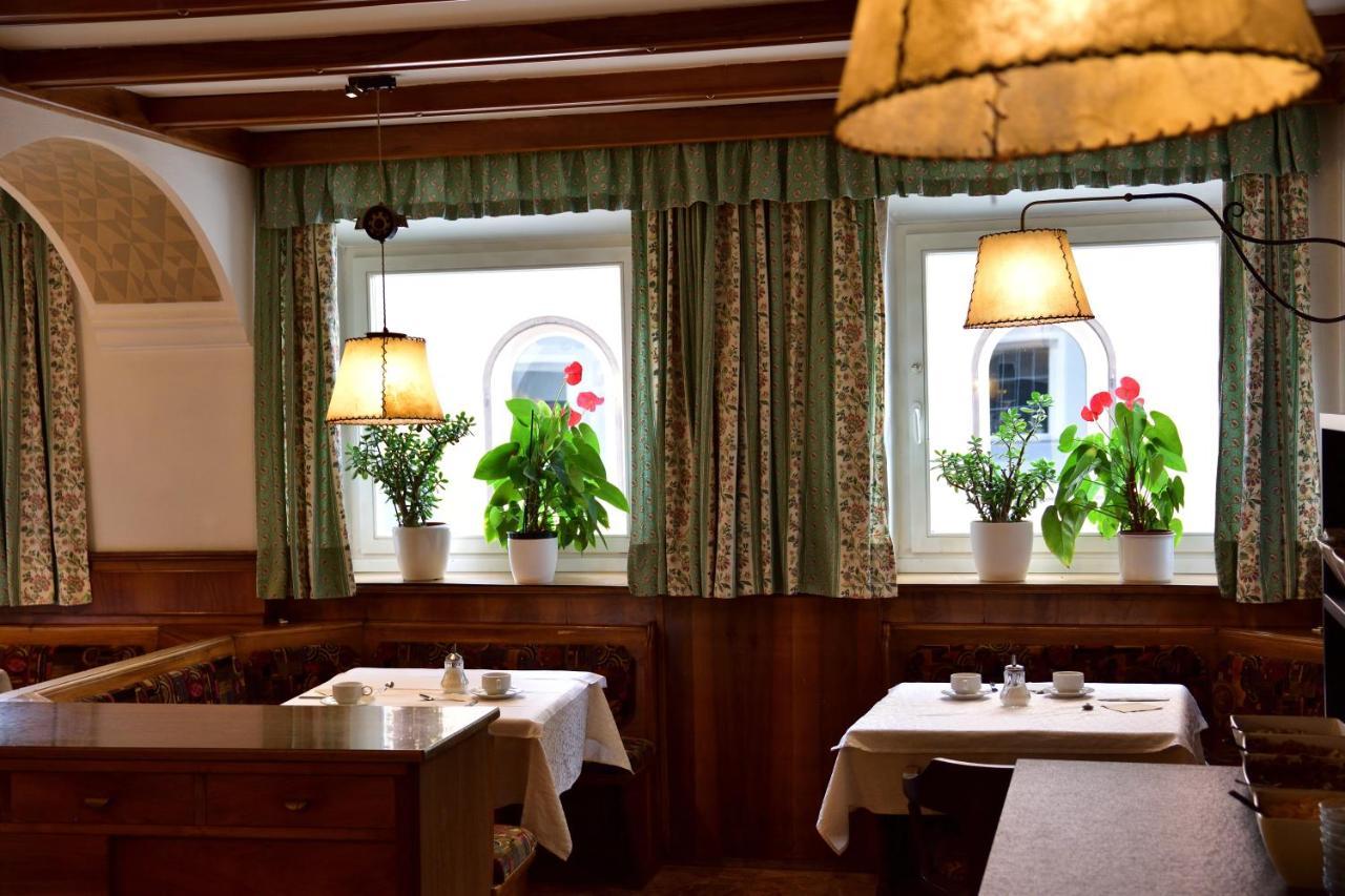 Hotel Krone Brunico Zewnętrze zdjęcie
